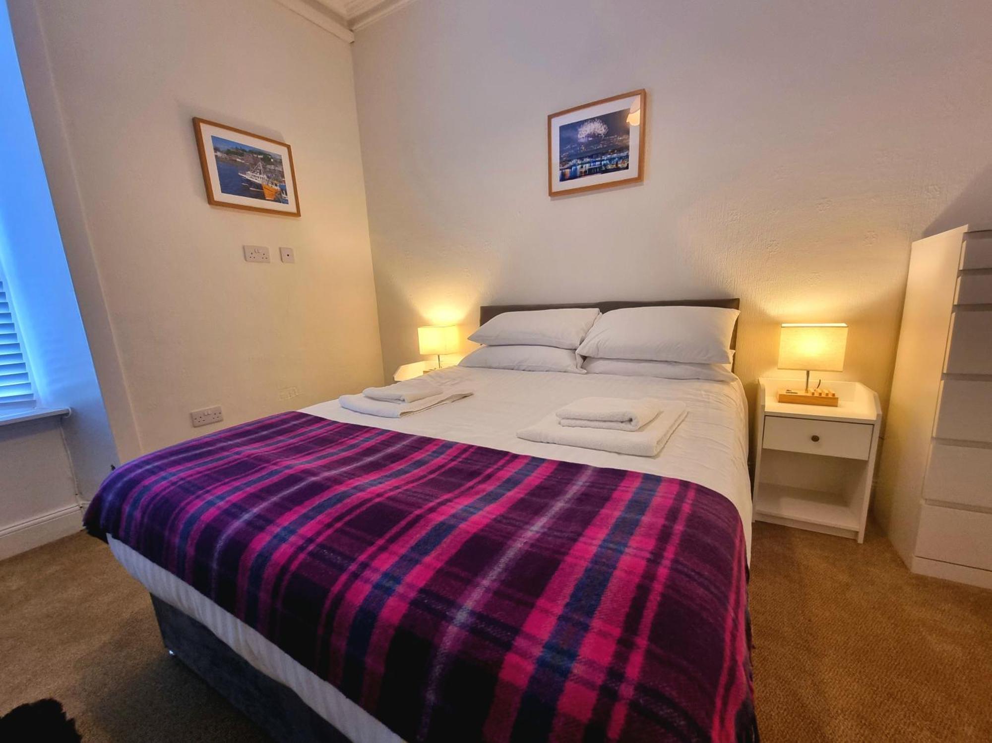 The Rail & Ferry Den Apartman Oban Kültér fotó